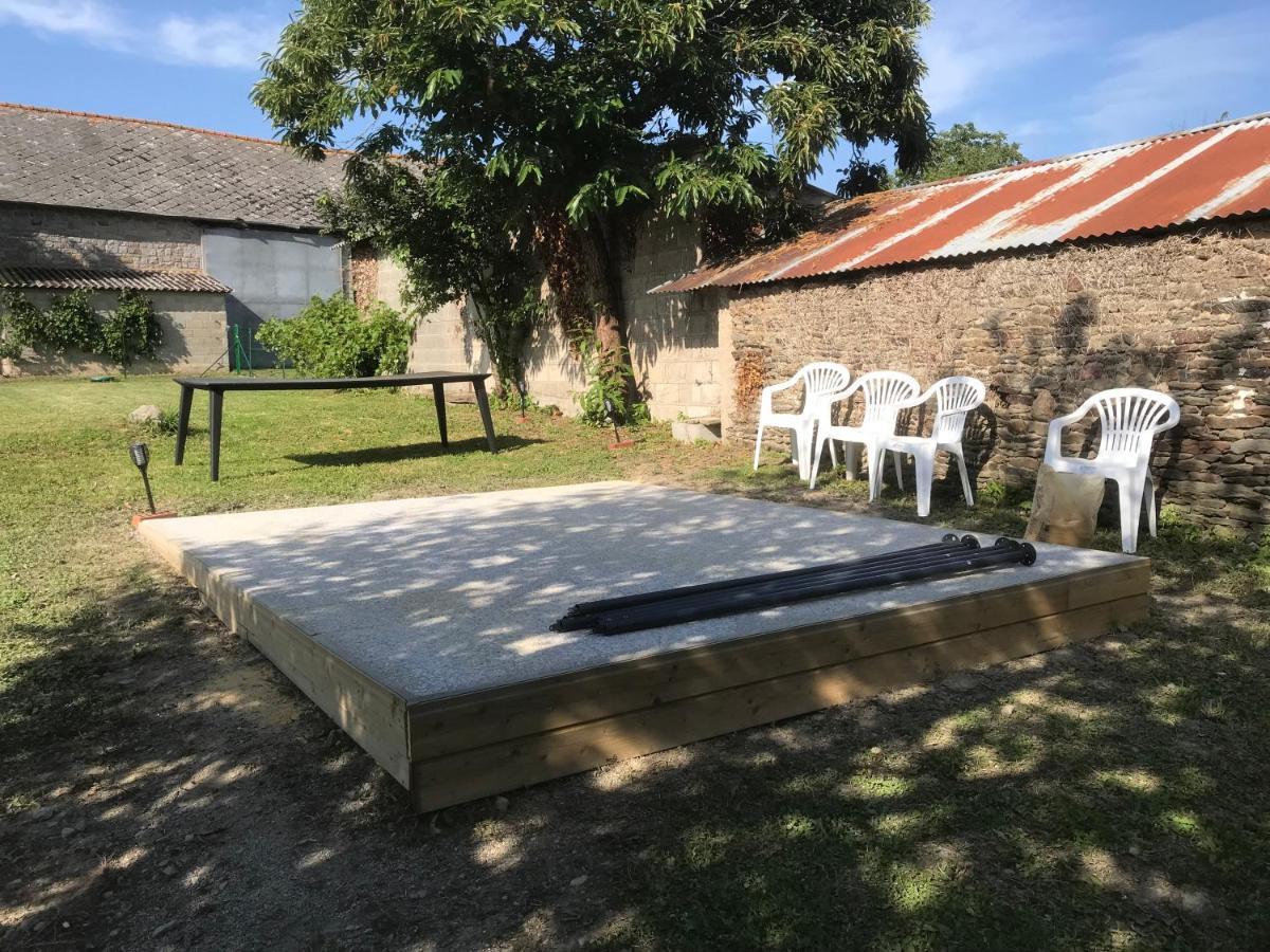 Hebergements Situes A 6 Kms Du Mont Saint Michel Tanis 외부 사진